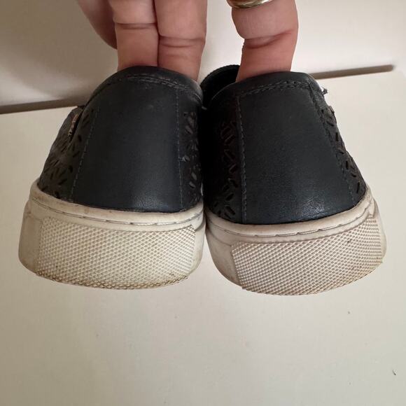 Tory Burch Lennon Navy Blue Perforated Leather Slip On Sneakers Size 10 - Picture 9 of 12